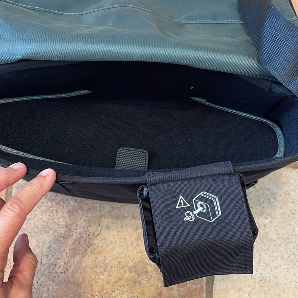 BOSE CARRY CASE - Picture 4 of 6